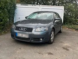 Grau Gebraucht 2003 Audi A3 S-Line Limousine | 4.199 € (Etwas zu teuer)