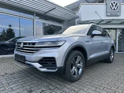 Silber Gebraucht 2020 VW Touareg Elegance SUV | 42.980 € (Superpreis)