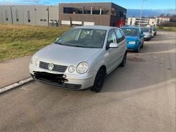 Grau Gebraucht 2005 VW Polo Kleinwagen | 2.000 € (Fairer Preis)