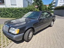 Schwarz Gebraucht 1995 Mercedes E320 Cabrio | 25.900 €