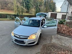 Silber Gebraucht 2007 Opel Astra Kombi | 1.399 € (Fairer Preis)