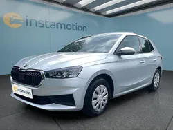 Silber Gebraucht 2022 Skoda Fabia Kleinwagen | 13.999 € (Guter Preis)