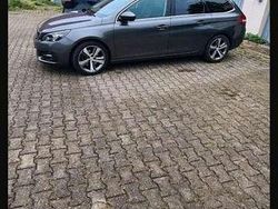 Gebraucht 2018 Peugeot 308 SW Allure Kombi | 12.000 € (Fairer Preis)
