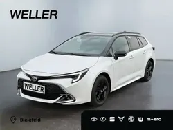 Platinumweiss/mysticschwarz Neu 2025 Toyota Corolla Kombi | 37.890 €