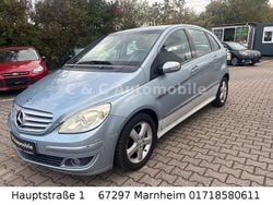 Blau Gebraucht 2005 Mercedes B200 Van / Kleinbus | 1.750 € (Guter Preis)