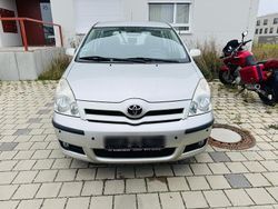 Silber Gebraucht 2004 Toyota Corolla Verso Van / Kleinbus | 3.000 € (Guter Preis)