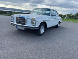 Weiß Gebraucht 1972 Mercedes W114 Limousine | 16.400 €