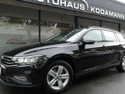 Schwarz Gebraucht 2022 VW Passat Kombi | 19.950 € (Guter Preis)