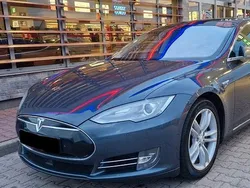 Grau Gebraucht 2015 Tesla Model S Limousine | 18.300 € (Guter Preis)