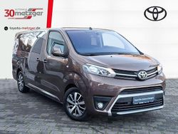 Barriquebraun metallic Gebraucht 2022 Toyota Proace Verso Plus Kombi | 34.850 € (Fairer Preis)