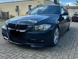 Schwarz Gebraucht 2006 BMW 325 Kombi | 5.000 €