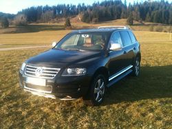 Schwarz metallic Gebraucht 2006 VW Touareg SUV | 16.490 €