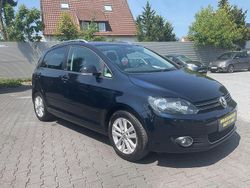 Grau Gebraucht 2011 VW Golf Plus Cross Team Van / Kleinbus | 6.490 € (Fairer Preis)