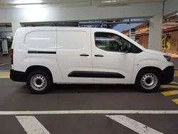 Lack weiss banquise/typ aussen Gebraucht 2021 Peugeot Partner Premium Van / Kleinbus | 11.990 € (Guter Preis)
