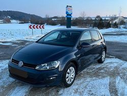 Blau Gebraucht 2015 VW Golf Comfortline Limousine | 9.500 € (Fairer Preis)