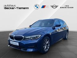Phytonicblau Gebraucht 2021 BMW 318 Sport Line Kombi | 23.912 € (Fairer Preis)