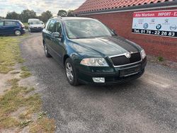 Grau Gebraucht 2008 Skoda Octavia Kombi | 3.100 € (Fairer Preis)