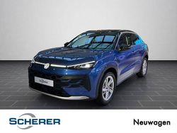 Blau Neu 2026 VW T-Roc Life SUV | 44.610 € (Etwas zu teuer)