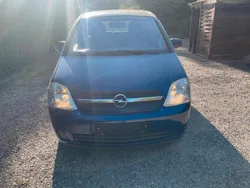 Blau Gebraucht 2004 Opel Meriva Van / Kleinbus | 1.700 € (Fairer Preis)