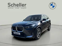 Black sapphire Gebraucht 2024 BMW X1 Shadowline SUV | 36.360 € (Fairer Preis)
