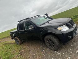 Schwarz Gebraucht 2015 Nissan Navara Abholung | 17.500 €