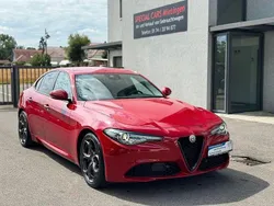 Rot Gebraucht 2018 Alfa Romeo Giulia Super Limousine | 19.990 € (Fairer Preis)
