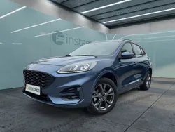 Blau Gebraucht 2023 Ford Kuga ST-Line SUV | 33.650 € (Etwas zu teuer)