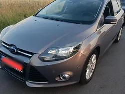 Grau Gebraucht 2013 Ford Focus Titanium Kombi | 4.850 € (Fairer Preis)