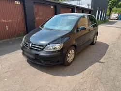 Schwarz Gebraucht 2005 VW Golf V Kleinwagen | 1.590 € (Fairer Preis)