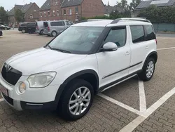 Weiß Gebraucht 2012 Skoda Yeti Plus Edition SUV | 8.490 € (Fairer Preis)