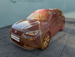 Grau Gebraucht 2024 Seat Arona FR SUV | 23.000 € (Etwas zu teuer)