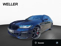 Tansanitblau (blau) Gebraucht 2022 BMW 540 M Sport Kombi | 47.850 € (Etwas zu teuer)