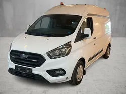 Weiß Gebraucht 2022 Ford 300 Van / Kleinbus | 26.599 €