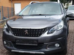 Grau Gebraucht 2016 Peugeot 2008 Allure SUV | 6.950 € (Guter Preis)