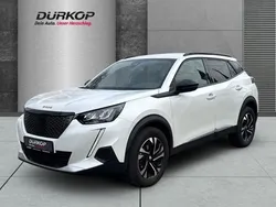 Weiß Gebraucht 2023 Peugeot 2008 Allure SUV | 21.090 € (Guter Preis)