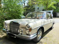 Beige Gebraucht 1966 Mercedes W108 SE Limousine | 16.500 €