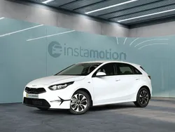 Weiß Neu 2025 Kia Ceed Limousine | 20.270 € (Superpreis)