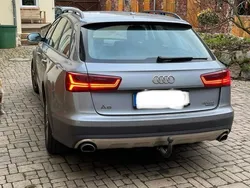 Grau Gebraucht 2017 Audi A6 Allroad Kombi | 20.000 € (Fairer Preis)
