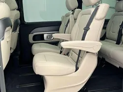 Obsidianschwarz metallic Neu 2025 Mercedes V300 Exclusive Van / Kleinbus | 95.440 € (Guter Preis)