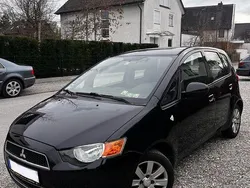 Schwarz Gebraucht 2011 Mitsubishi Colt Van / Kleinbus | 3.100 € (Fairer Preis)
