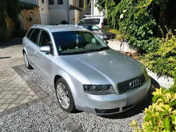 Silber Gebraucht 2004 Audi A4 Kombi | 3.068 € (Etwas zu teuer)