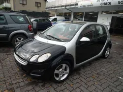 Tridionsicherheitszel Gebraucht 2004 Smart ForFour Basis Kleinwagen | 1.999 € (Etwas zu teuer)