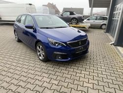 Blau Gebraucht 2019 Peugeot 308 Allure Kombi | 9.999 € (Guter Preis)