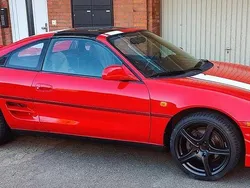 Rot Gebraucht 1993 Toyota MR2 Cabrio | 12.499 €
