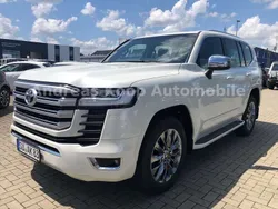 Weiß Neu 2025 Toyota Land Cruiser Anniversary SUV | 159.980 €