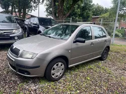 Beige Gebraucht 2006 Skoda Fabia Cool Edition Kleinwagen | 1.450 € (Guter Preis)