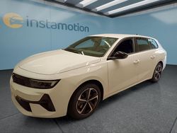 Weiß Gebraucht 2024 Opel Astra Kombi | 25.799 € (Fairer Preis)