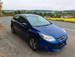 Blau Gebraucht 2014 Ford Focus SYNC Edition Limousine | 4.800 € (Guter Preis)
