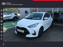 Weiß Neu 2025 Toyota Yaris Hybrid Limousine | 26.360 € (Fairer Preis)