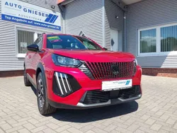 Rot Gebraucht 2023 Peugeot 2008 Allure SUV | 22.490 € (Guter Preis)